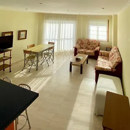 Piso Centro O Grove. Prox. Paseo Maritimo Y Toja *