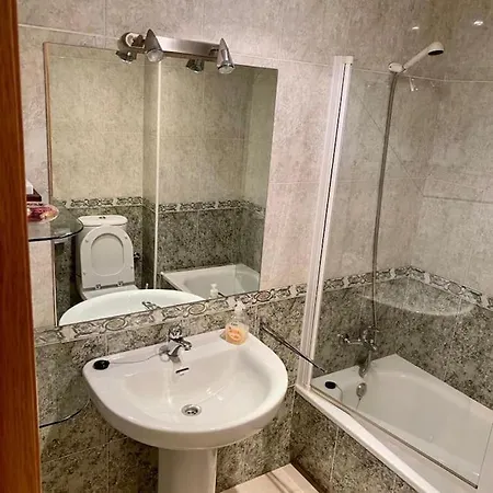 Piso Centro O Grove. Prox. Paseo Maritimo Y Toja O Grove